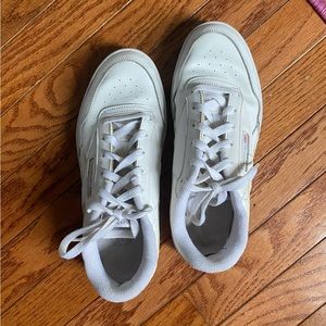 Reebok white sneakers size 7